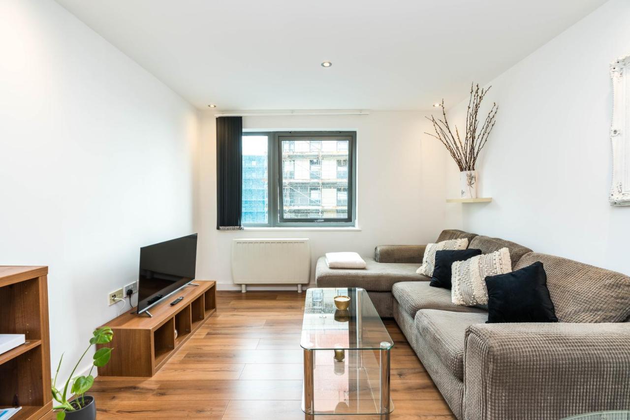 Fast Internet One Bedroom Apartment In Greater London, Id Required Eksteriør bilde