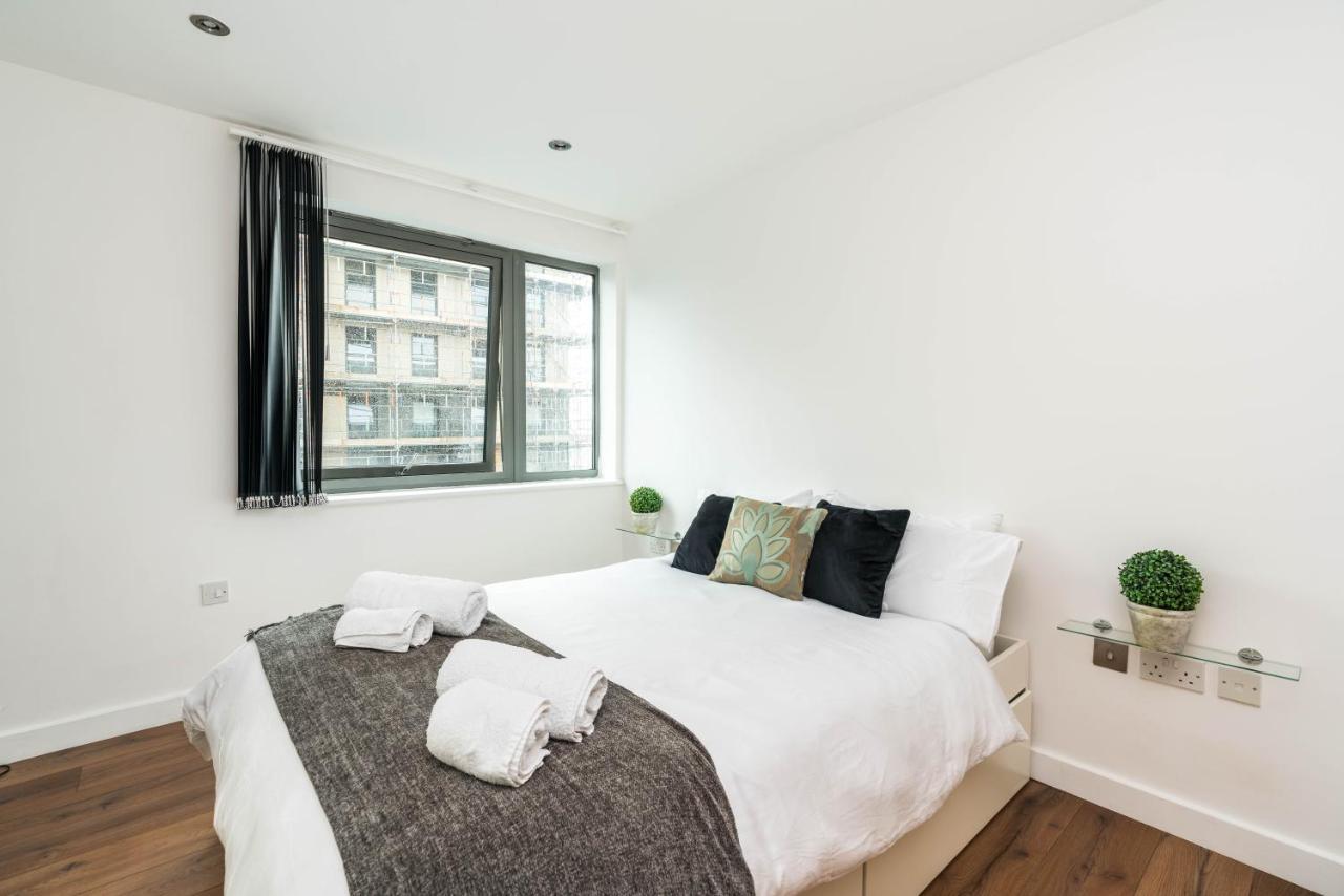 Fast Internet One Bedroom Apartment In Greater London, Id Required Eksteriør bilde