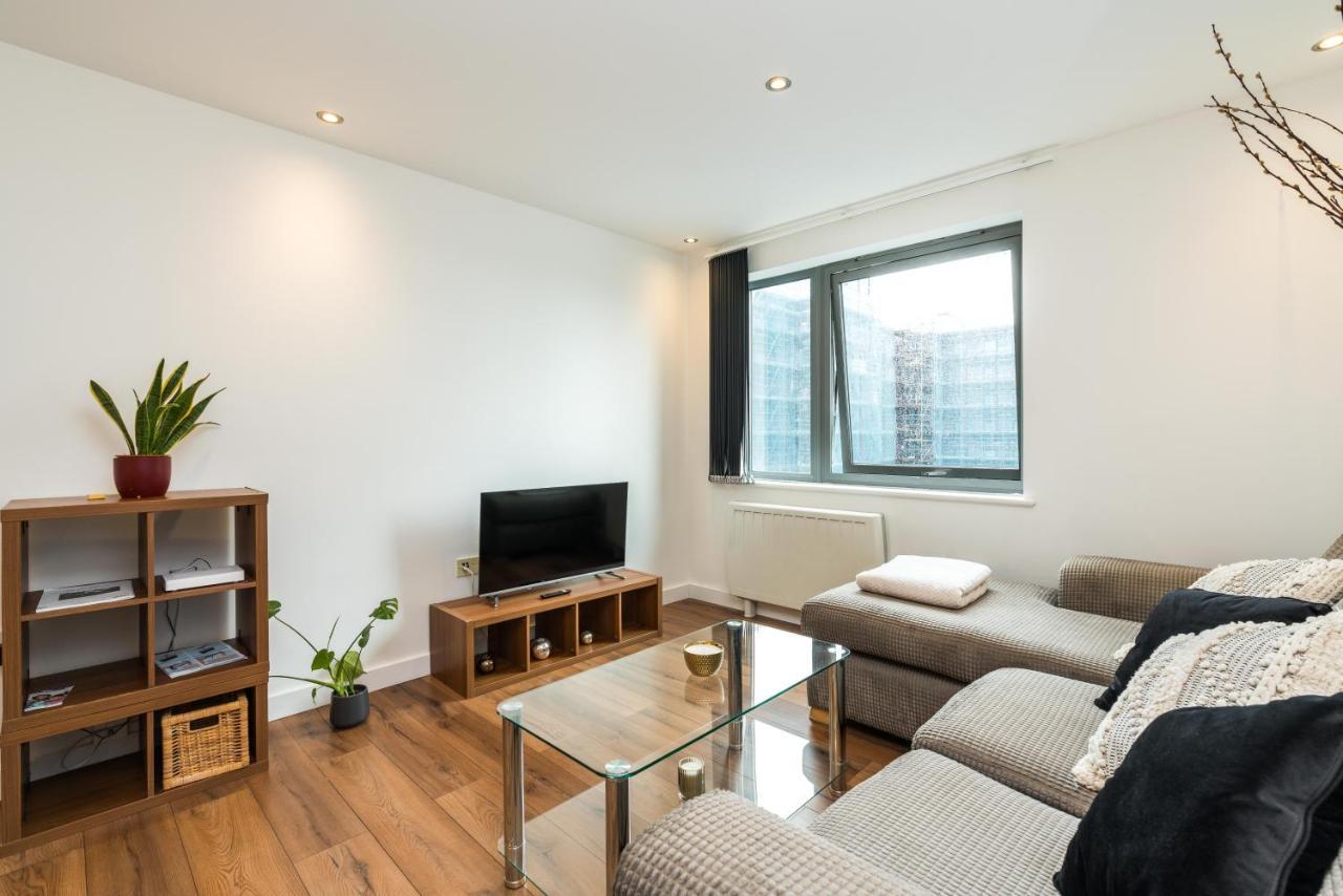 Fast Internet One Bedroom Apartment In Greater London, Id Required Eksteriør bilde