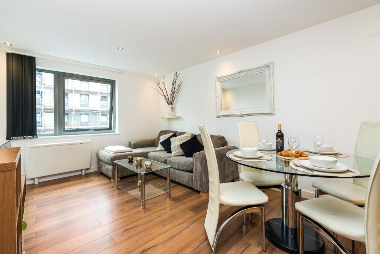 Fast Internet One Bedroom Apartment In Greater London, Id Required Eksteriør bilde