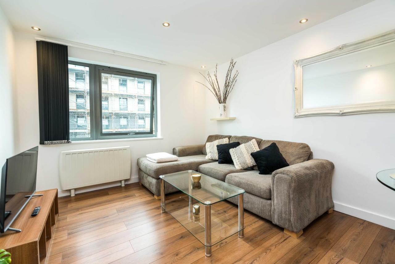 Fast Internet One Bedroom Apartment In Greater London, Id Required Eksteriør bilde